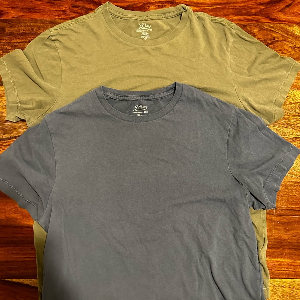 J.Crew men’s small T-shirt olive and blue set of (2)